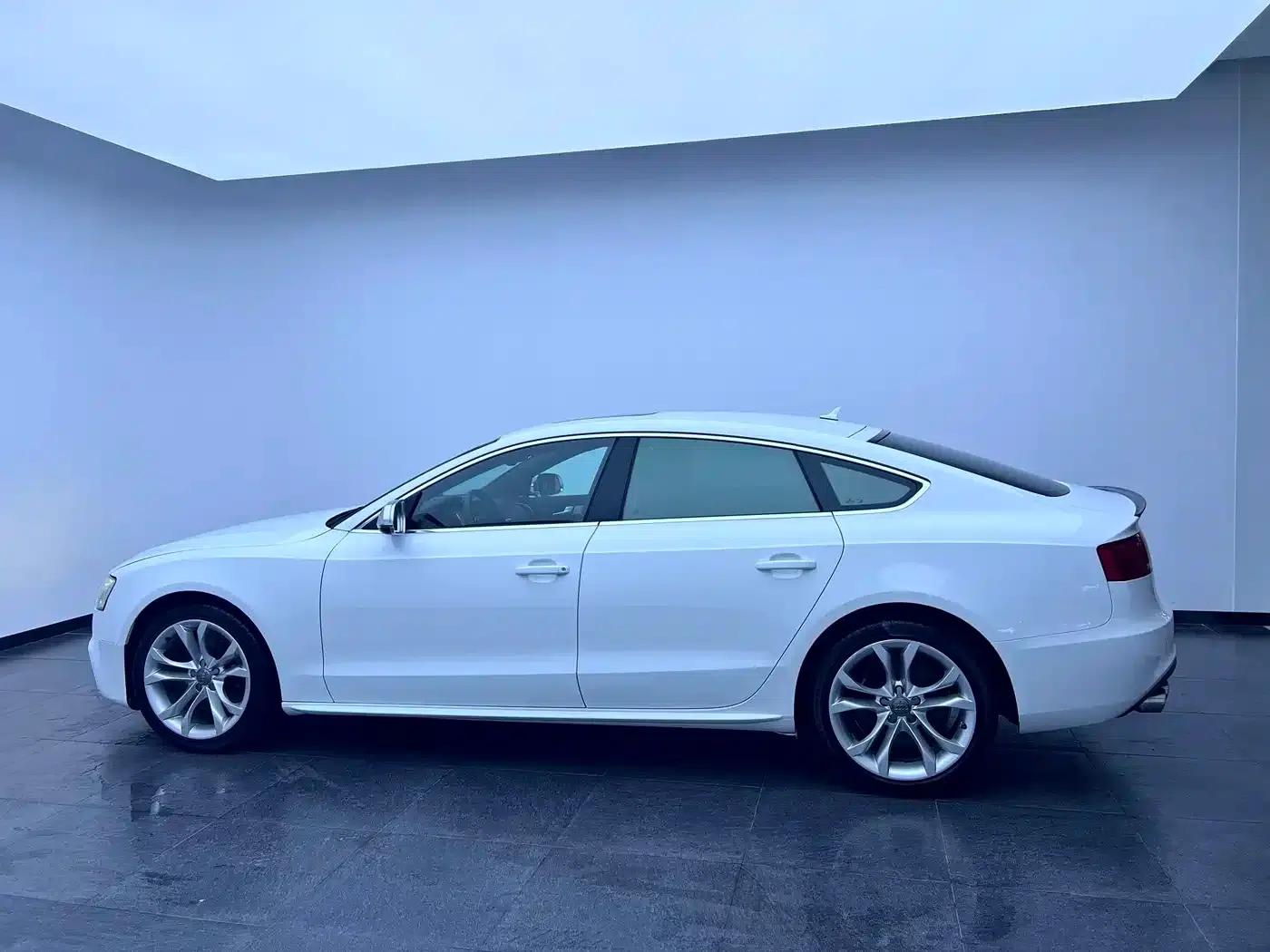 2012 Audi S5 3.0T Sportback — миниатюра 6
