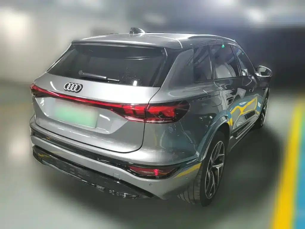 Audi Q6L e-tron 2026 First Edition — миниатюра 12