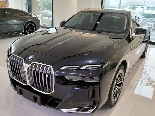 BMW i7 2023 eDrive50L Leading M Sport Package
