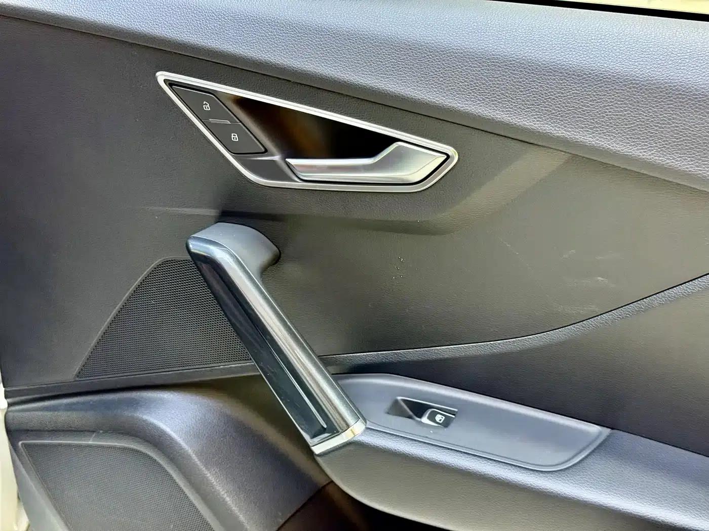 Audi Q2L e-tron 2019 Q2L e-tron Pure Electric Smart Edition — миниатюра 10