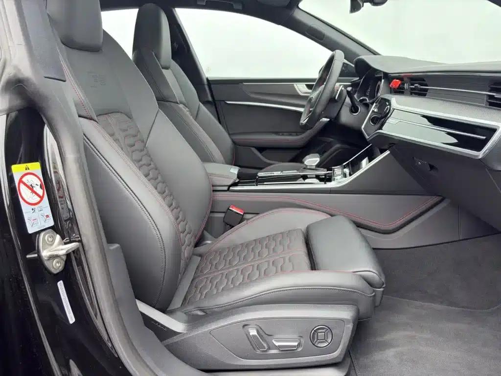 2025 Audi RS 7 RS 7 4.0T Sportback Performance — миниатюра 11