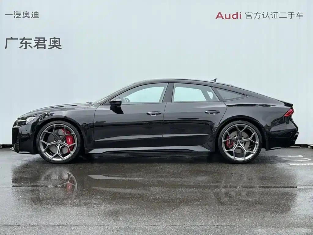 2025 Audi RS 7 RS 7 4.0T Sportback Performance — миниатюра 3