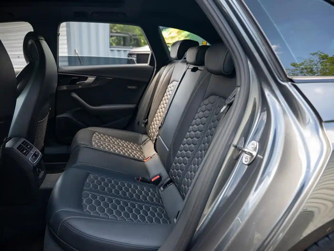 2022 Audi RS4 Avant Dark Gold Edition — миниатюра 15