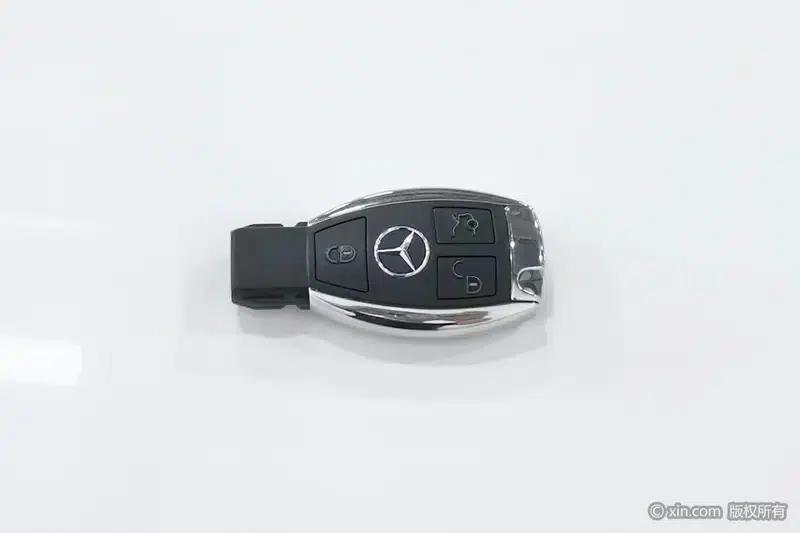 2015 Mercedes-Benz E-Class E 200 L Sport — миниатюра 6