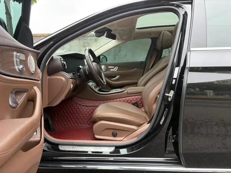 Mercedes-Benz E-Class 2023 Facelift E 300 L Luxury Sedan — миниатюра 13