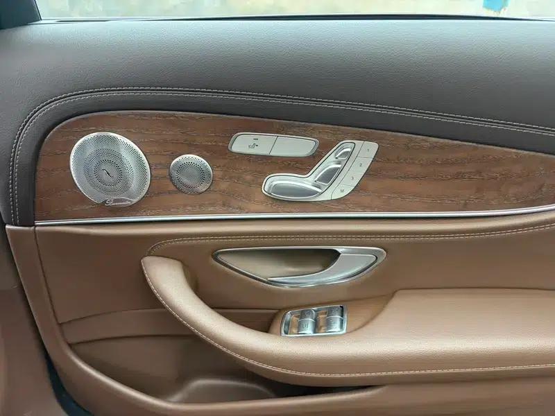 Mercedes-Benz E-Class 2023 Facelift E 300 L Luxury Sedan — миниатюра 9