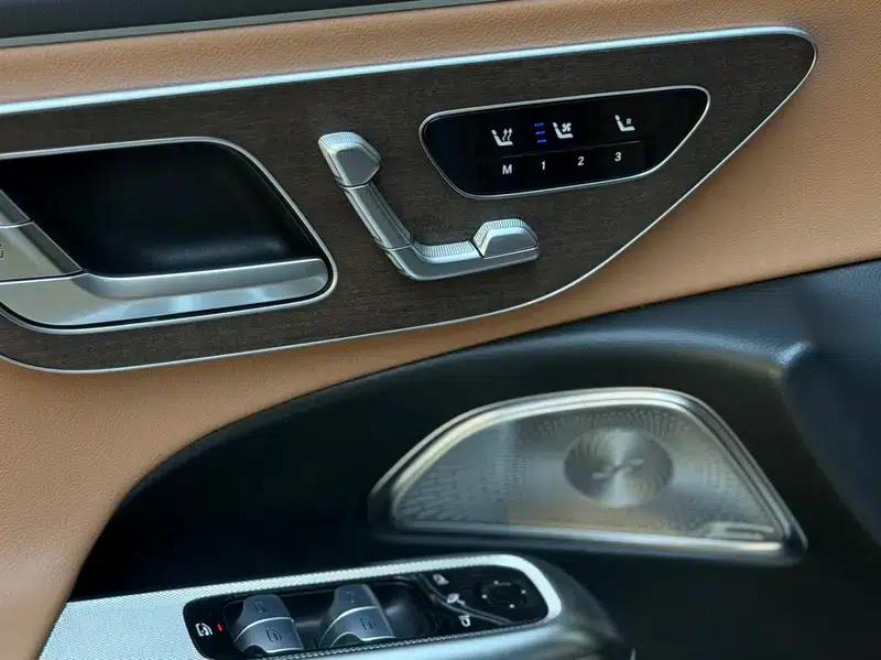 Mercedes-Benz E-Class 2024 Facelift E 300 L Luxury Sedan — миниатюра 12