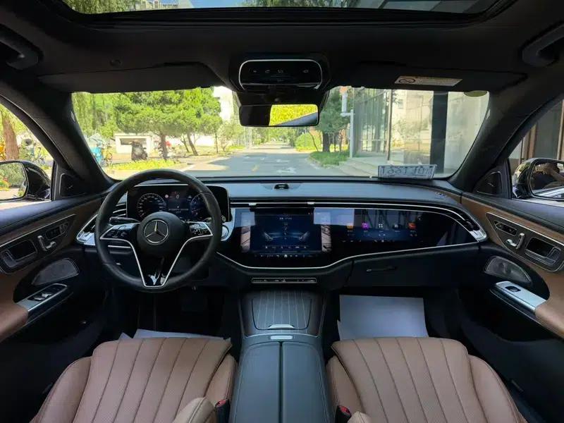 Mercedes-Benz E-Class 2024 Facelift E 300 L Luxury Sedan — миниатюра 15