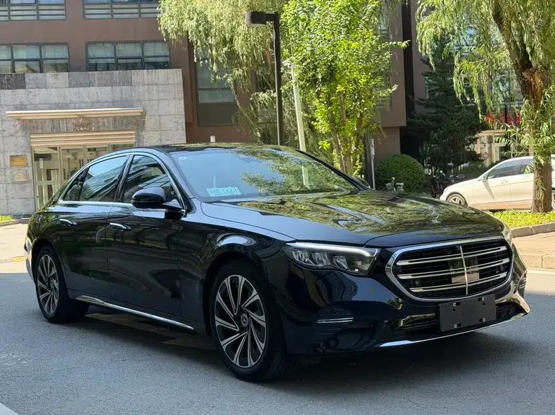 Mercedes-Benz E-Class 2024 Facelift E 300 L Luxury Sedan — миниатюра 3