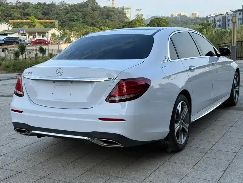 Mercedes-Benz E-Class 2020 Facelift E 260 L Sport — миниатюра 6