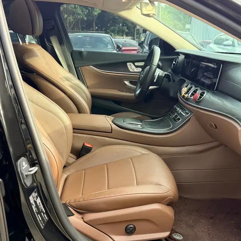 Mercedes-Benz E-Class 2019 E 300 L Sport Style — миниатюра 8