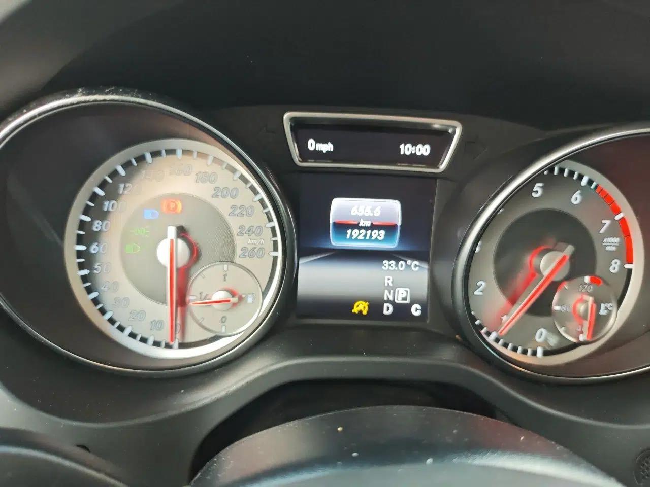 Mercedes-Benz GLA 2015 GLA 220 4MATIC Luxury Model — миниатюра 11