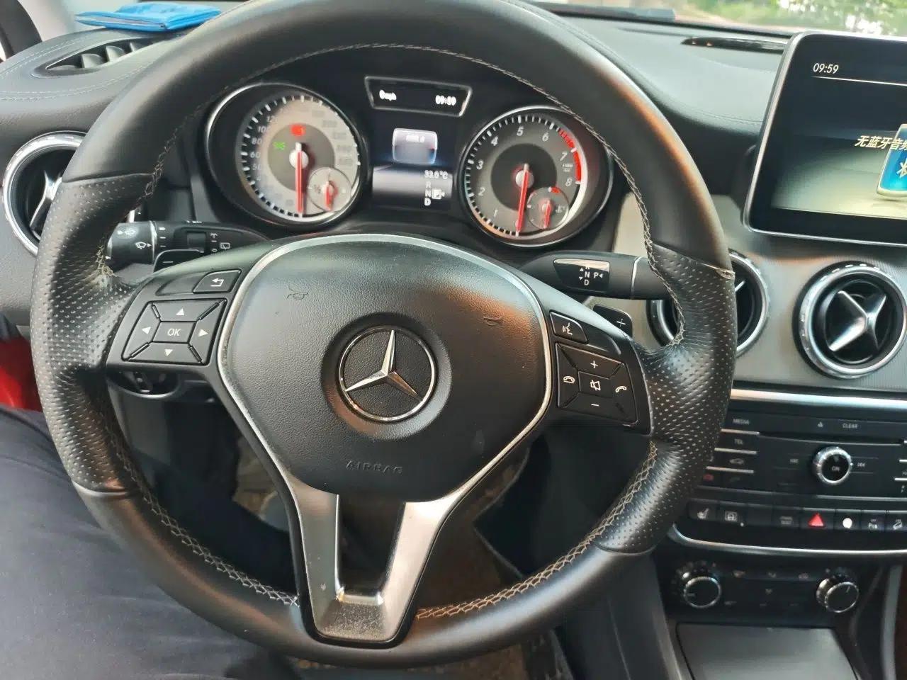 Mercedes-Benz GLA 2015 GLA 220 4MATIC Luxury Model — миниатюра 10