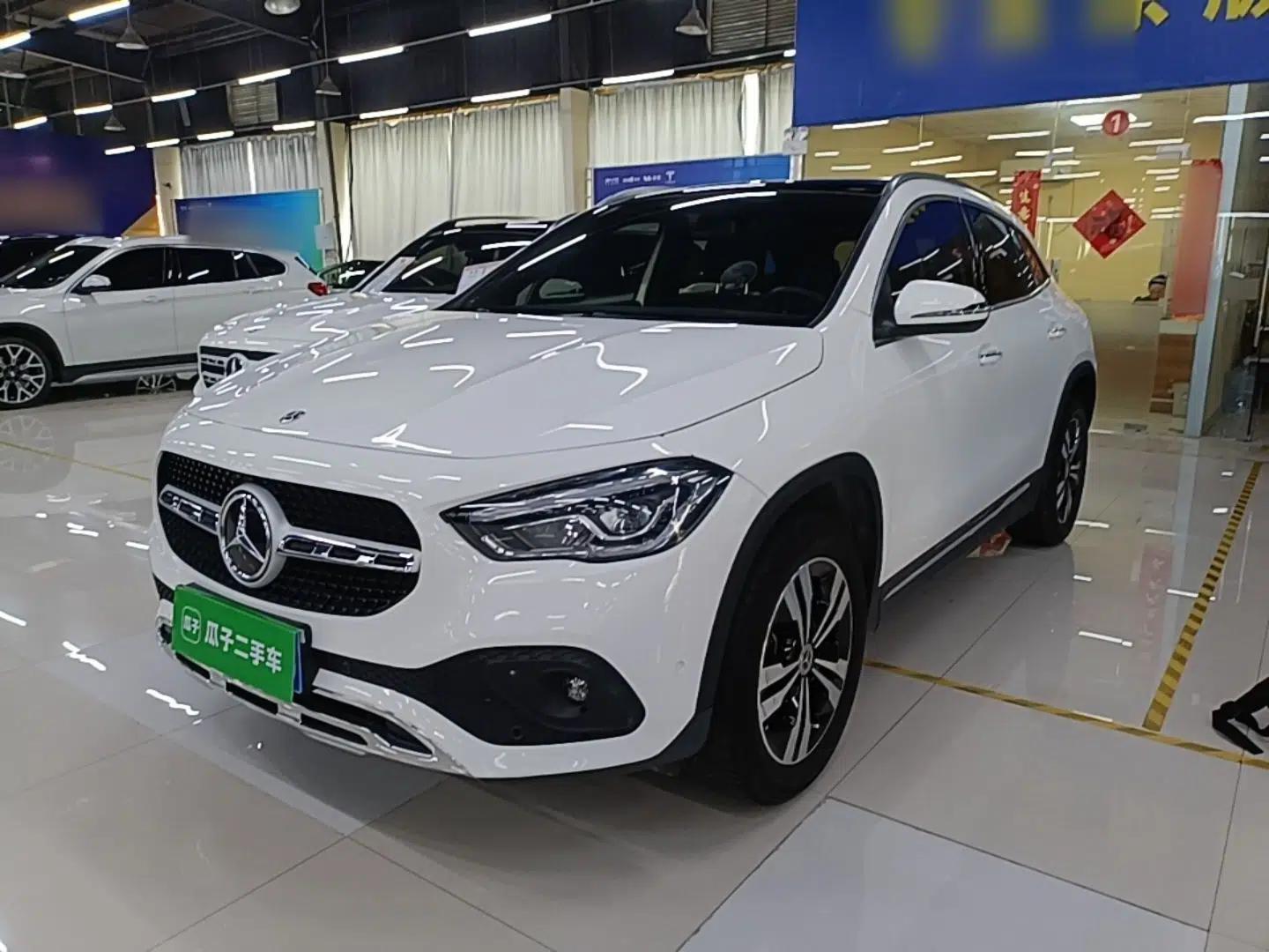 Mercedes-Benz GLA 2020 GLA 200 — миниатюра 1