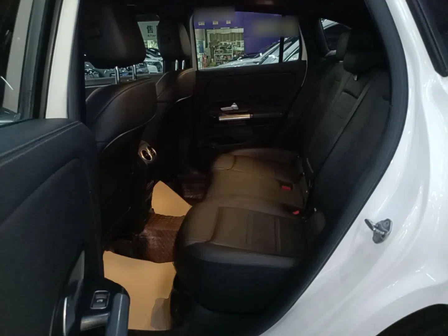 Mercedes-Benz GLA 2020 GLA 200 — миниатюра 25