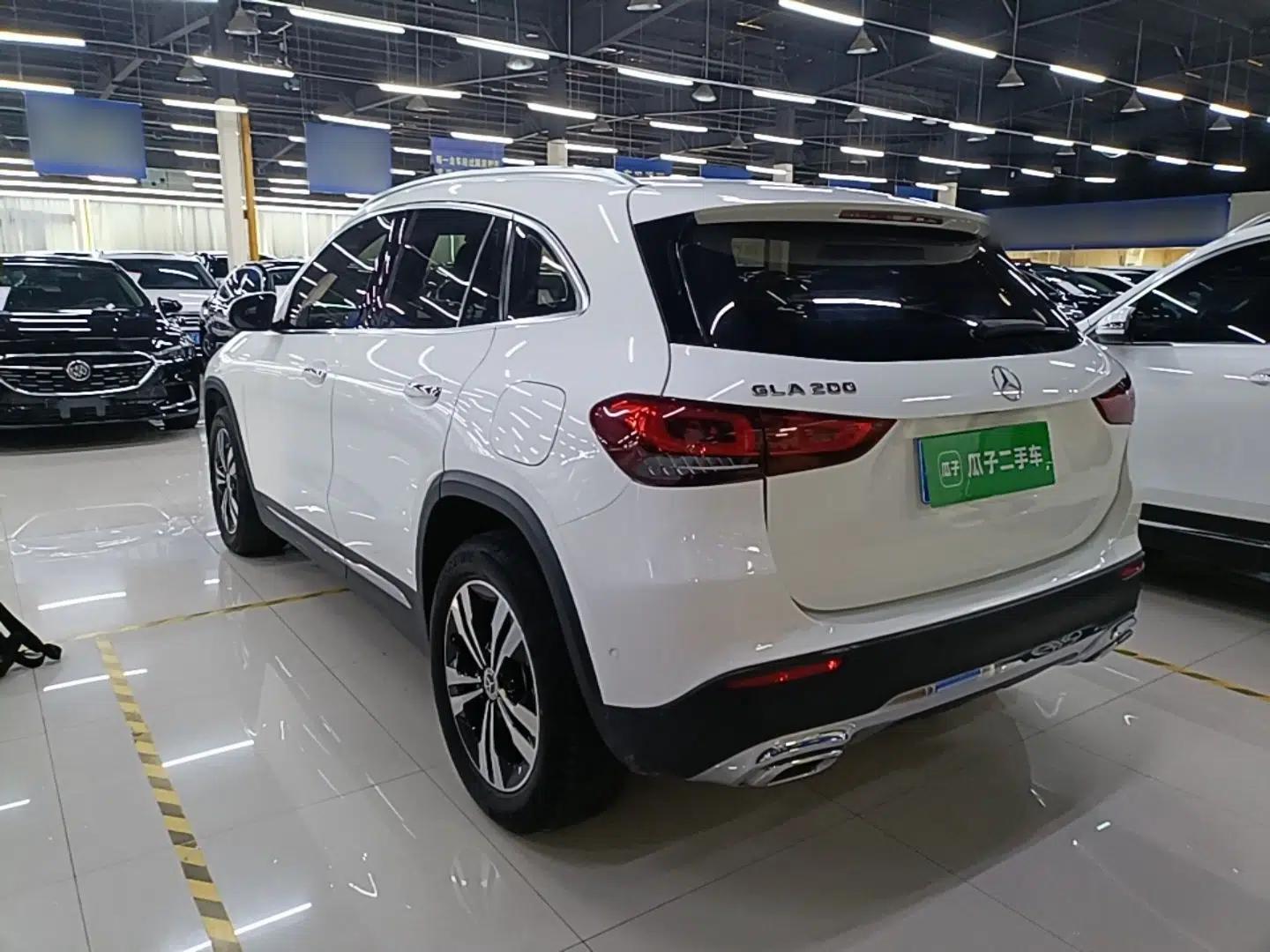 Mercedes-Benz GLA 2020 GLA 200 — миниатюра 4