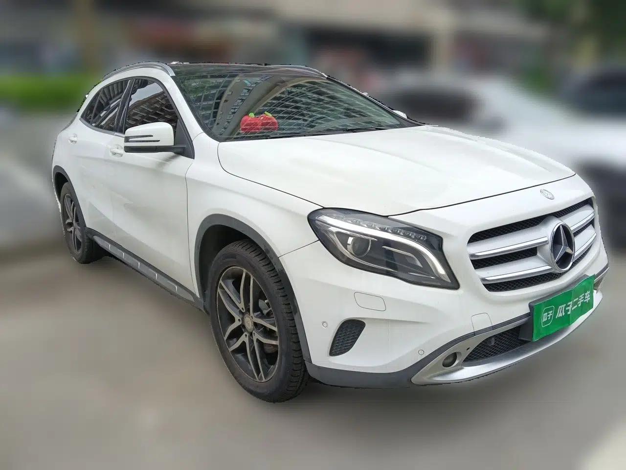 Mercedes-Benz GLA 2016 GLA 200 Fashion Model — миниатюра 3
