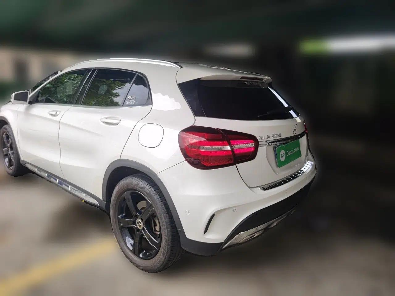 Mercedes-Benz GLA 2019 GLA 200 Fashion Model — миниатюра 4