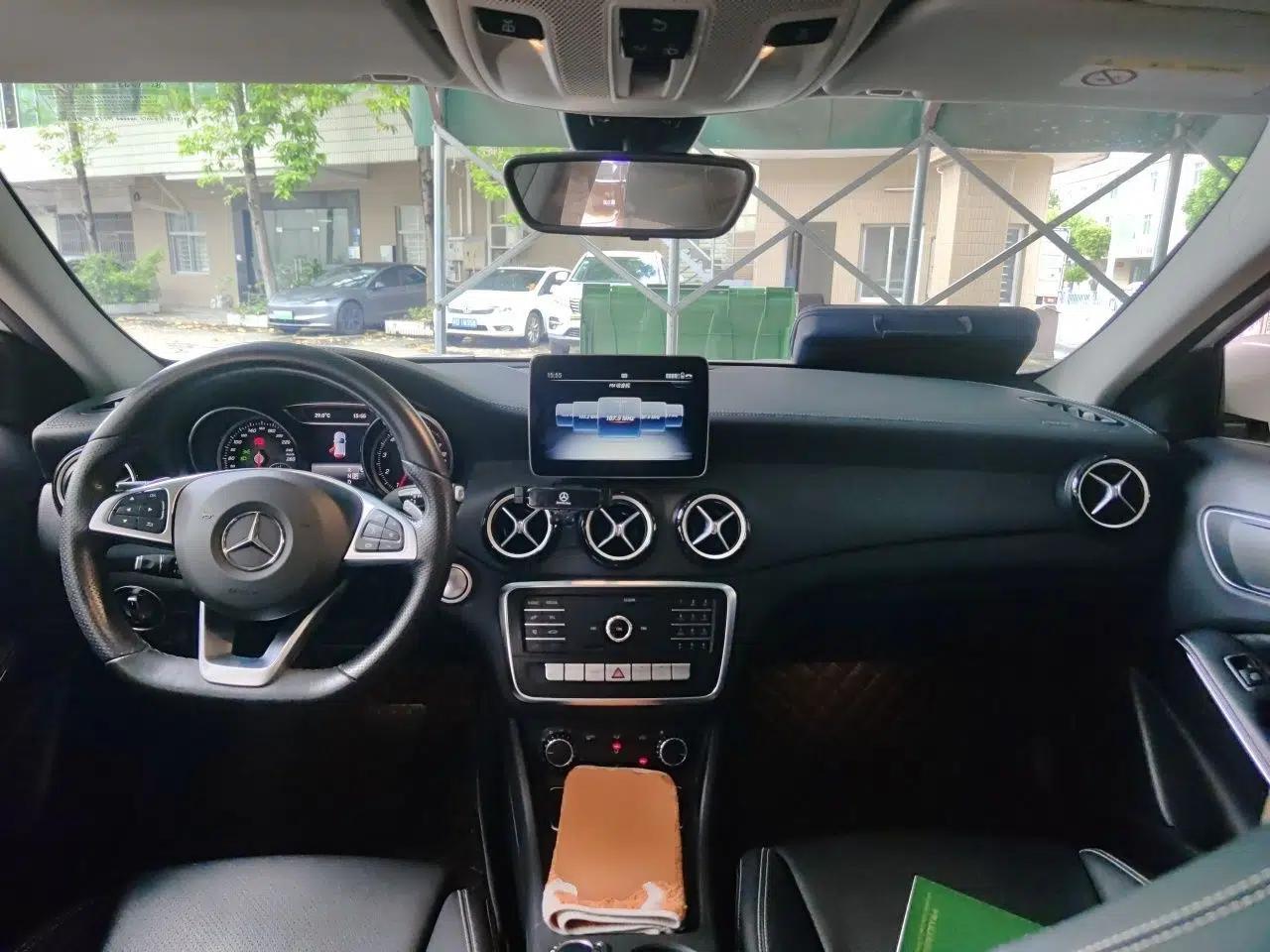 Mercedes-Benz GLA 2019 GLA 200 Fashion Model — миниатюра 9