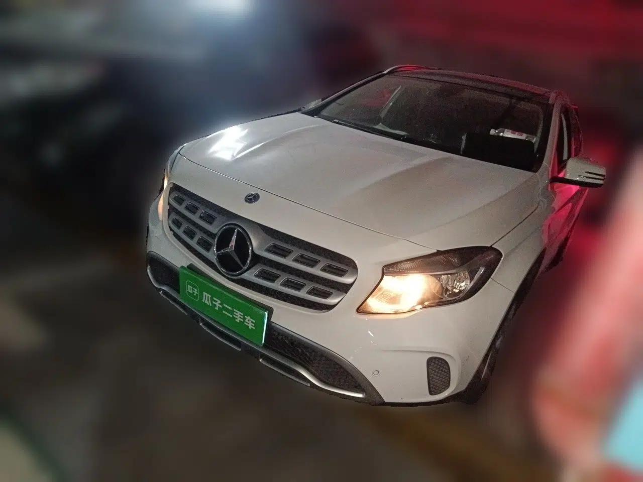 Mercedes-Benz GLA 2018 GLA 200 Sport Edition — миниатюра 1