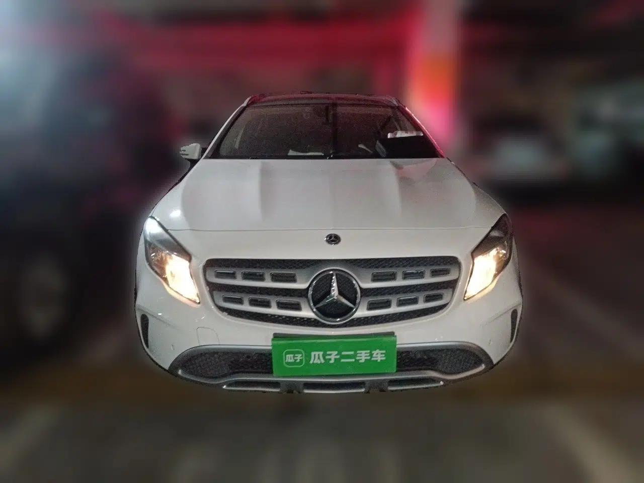 Mercedes-Benz GLA 2018 GLA 200 Sport Edition — миниатюра 2