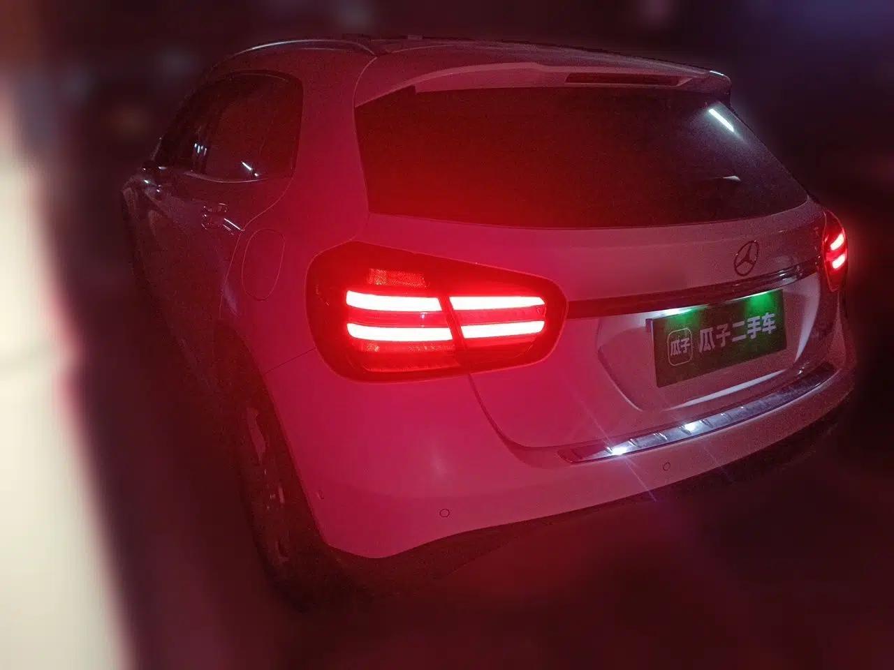 Mercedes-Benz GLA 2018 GLA 200 Sport Edition — миниатюра 4