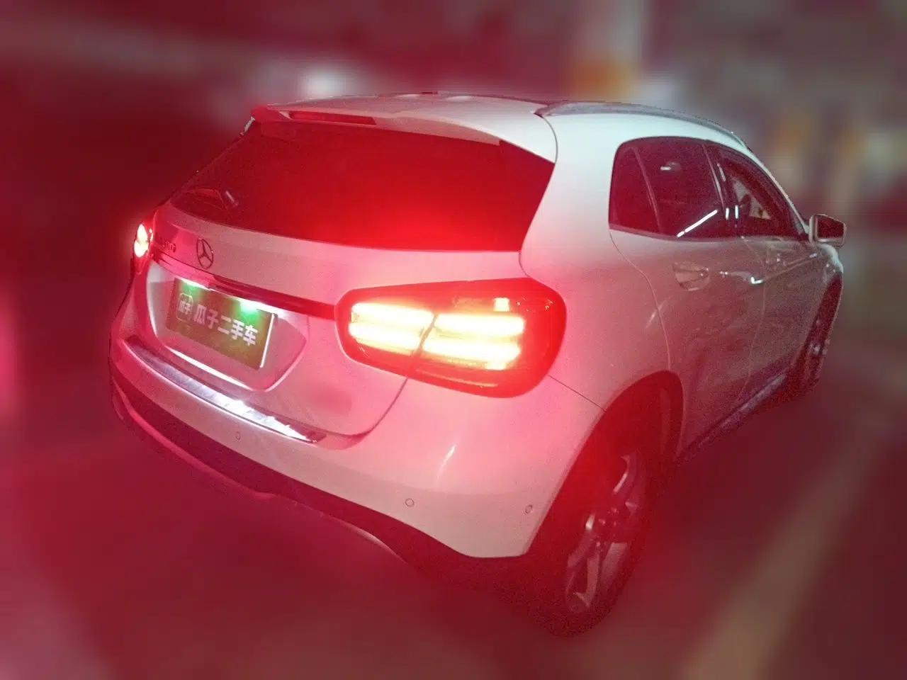 Mercedes-Benz GLA 2018 GLA 200 Sport Edition — миниатюра 6
