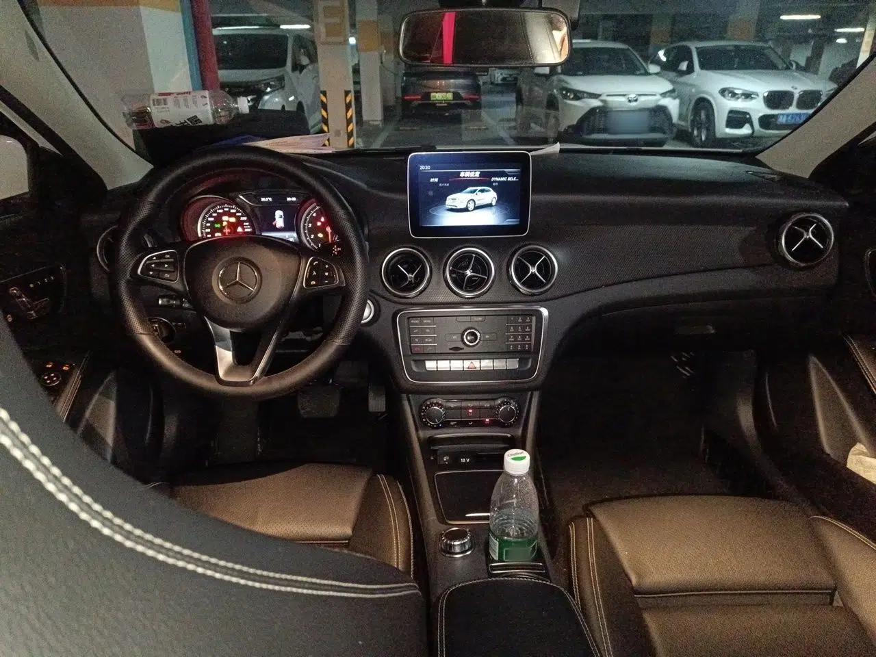 Mercedes-Benz GLA 2018 GLA 200 Sport Edition — миниатюра 9