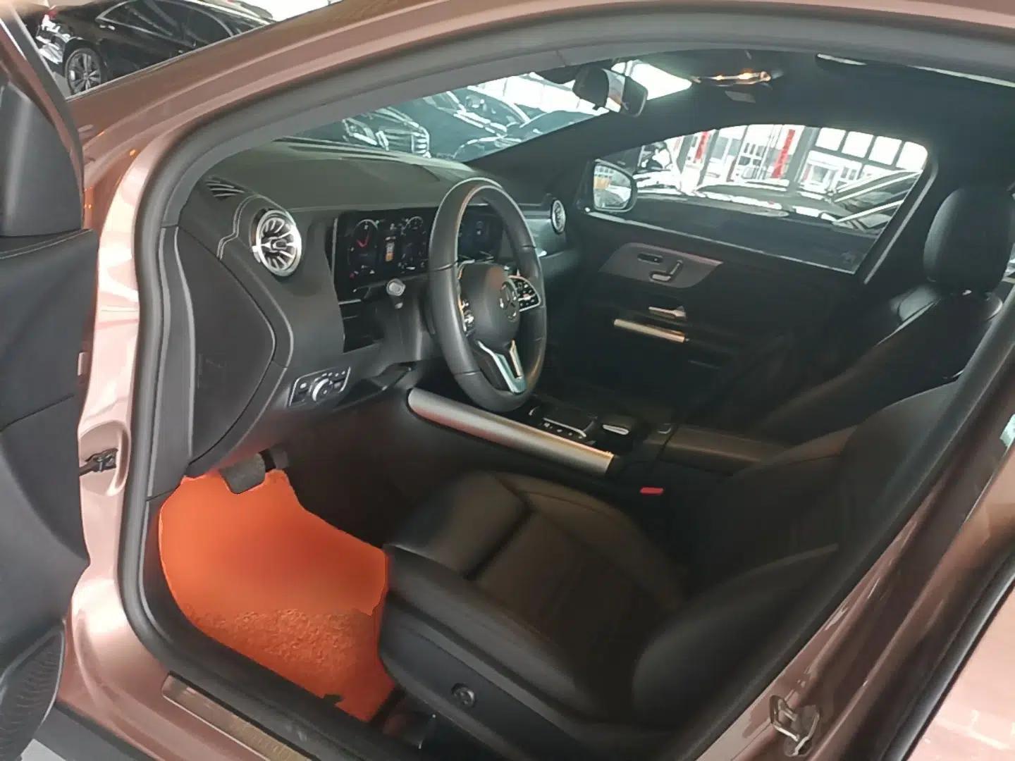 Mercedes-Benz GLA 2023 GLA 220 — миниатюра 18