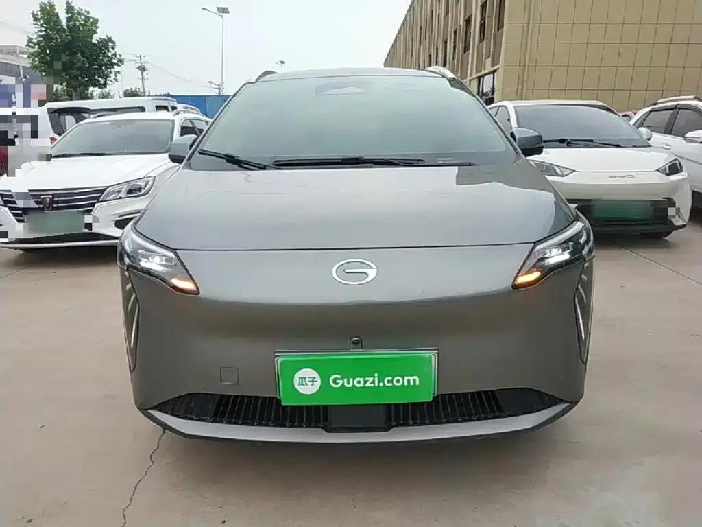 AION Y 2023 Plus 510 Smart Edition — миниатюра 3