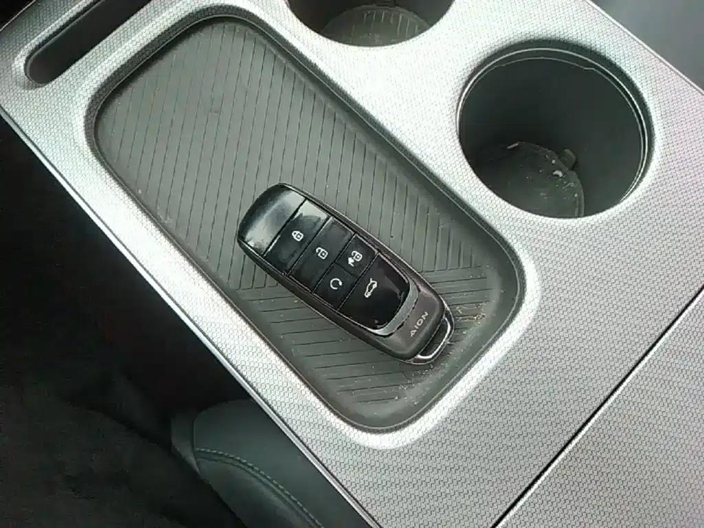 AION Y 2023 Plus 510 Smart Edition — миниатюра 9
