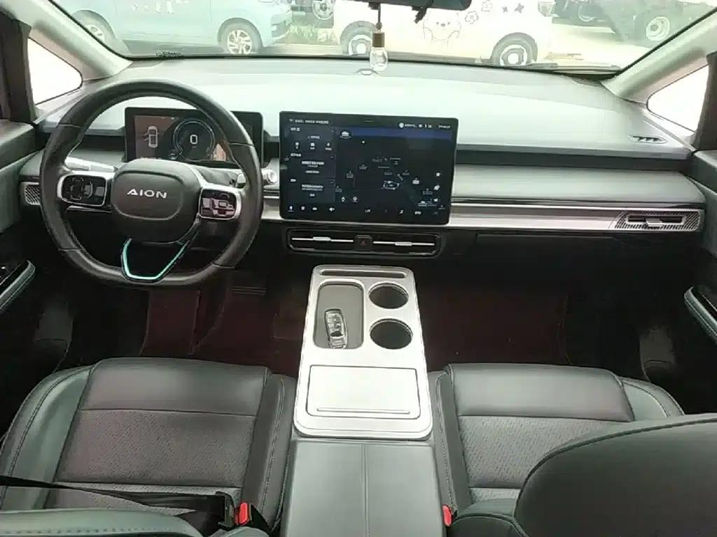 AION Y 2023 Plus 510 Smart Edition — миниатюра 10