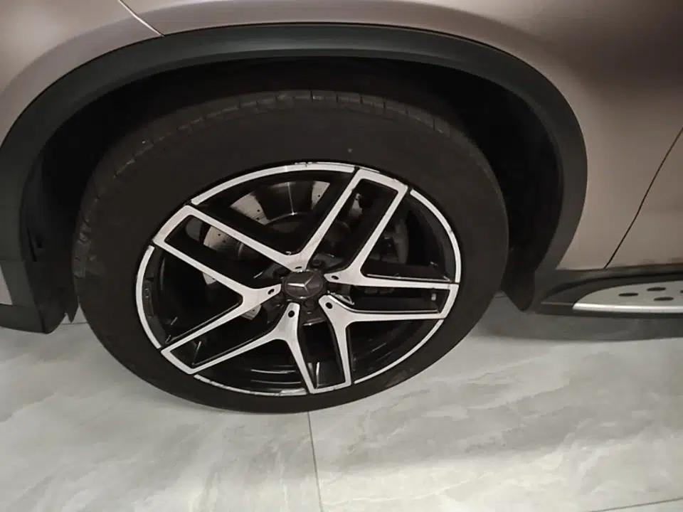 Mercedes-Benz GLE Coupe AMG 2017 AMG GLE 43 4MATIC Coupe SUV — миниатюра 10