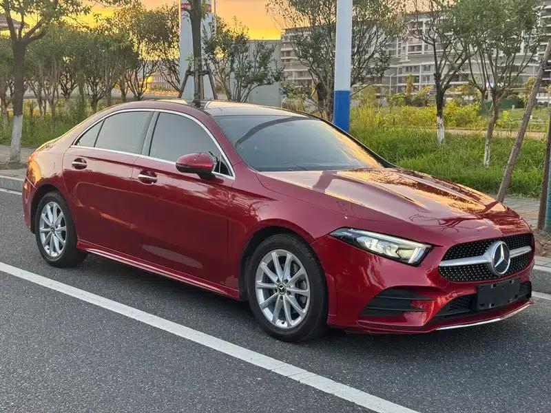2019 Mercedes-Benz A-Class A 200 L Sport Sedan — миниатюра 3