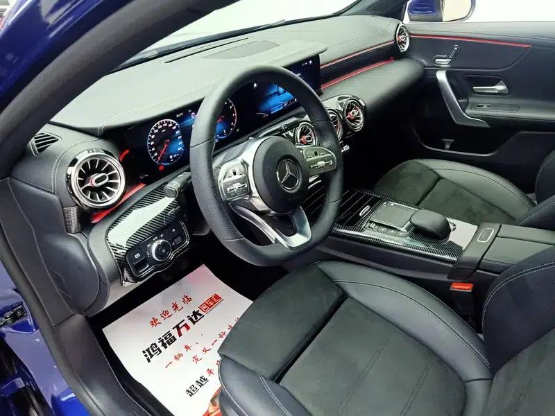 Mercedes-Benz A-Class 2020 Facelift A 200 L Sport Sedan Fashion Model — миниатюра 11