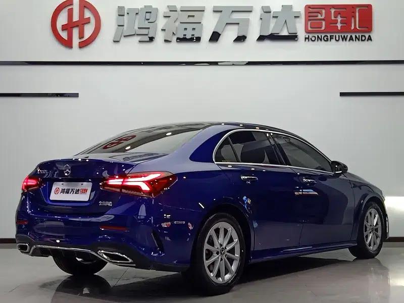Mercedes-Benz A-Class 2020 Facelift A 200 L Sport Sedan Fashion Model — миниатюра 7
