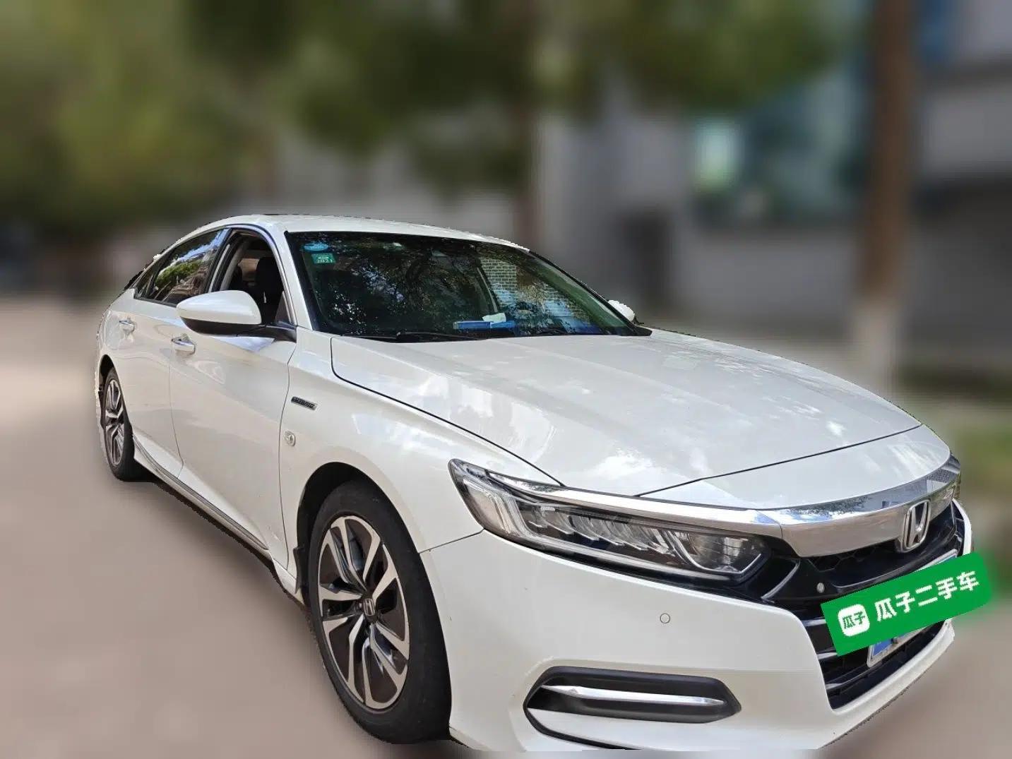 Honda Accord 2018 Rui Hybrid 2.0L Rui Ku Edition China V — миниатюра 3