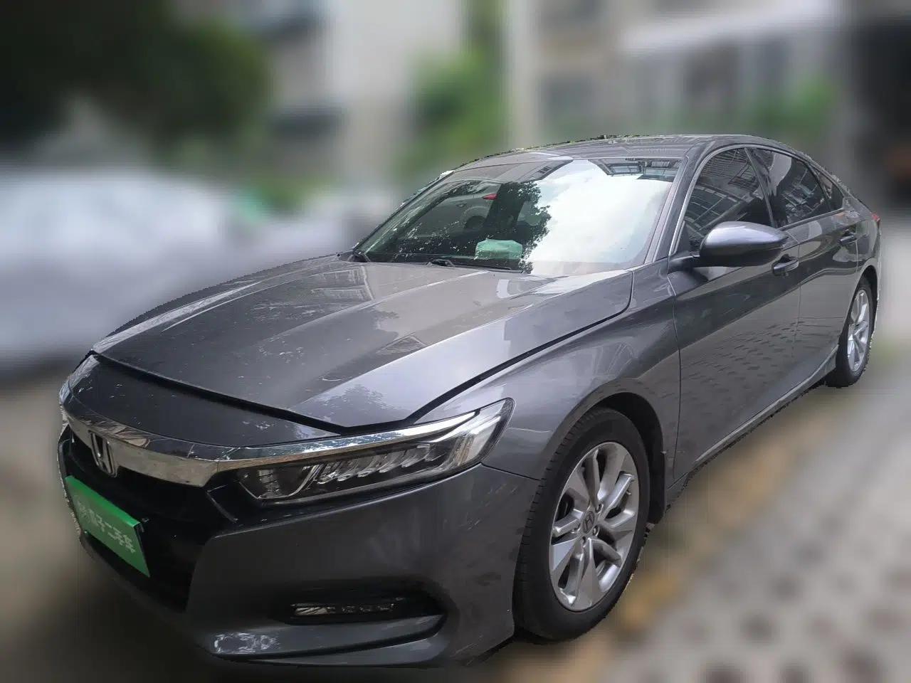 Honda Accord 2018 260TURBO Elite Edition China V — миниатюра 1