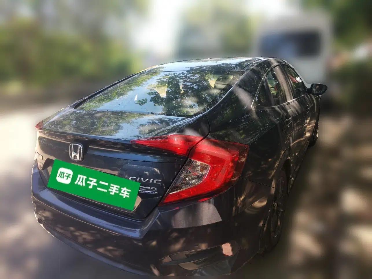 Honda Civic 2019 220TURBO CVT Dynamic Edition China VI — миниатюра 6
