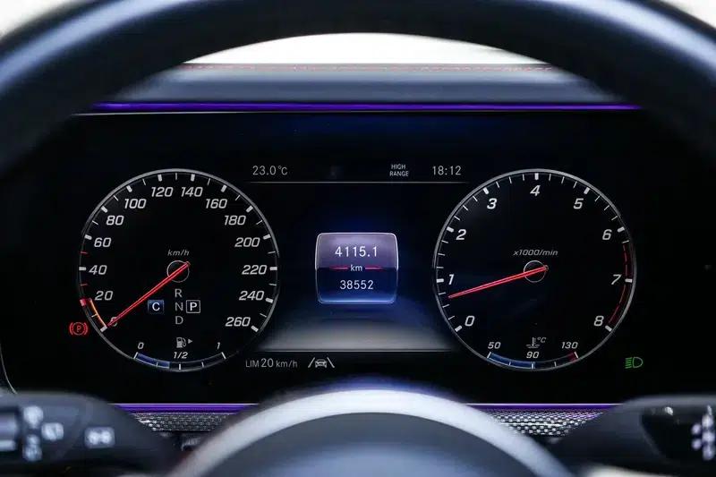 2023 Mercedes-Benz G-Class G 500 — миниатюра 8