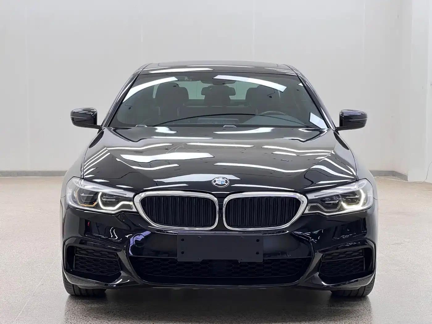 BMW 5 Series (Imported) 2020 525i M Sport Package — миниатюра 2