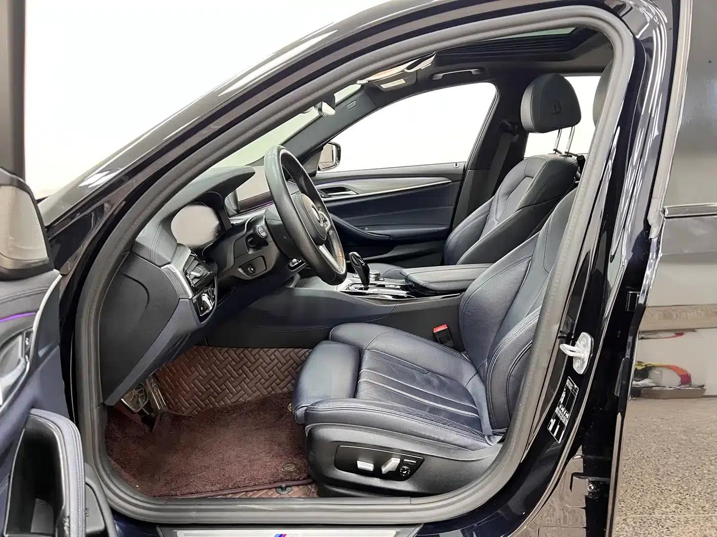 BMW 5 Series (Imported) 2020 525i M Sport Package — миниатюра 11