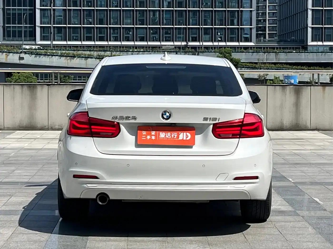 2018 BMW 3 Series 318i — миниатюра 5
