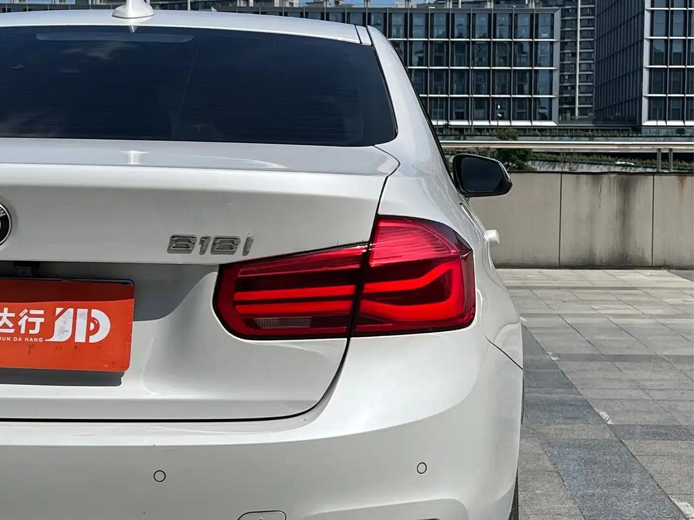 2018 BMW 3 Series 318i — миниатюра 6