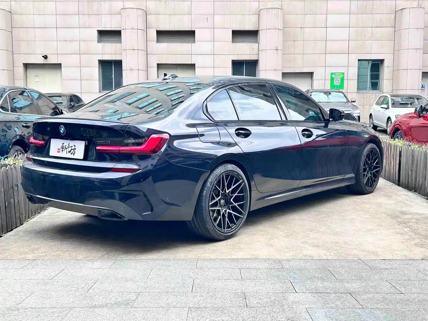 2022 BMW 3 Series 325Li M Sport Shadow Edition — миниатюра 3