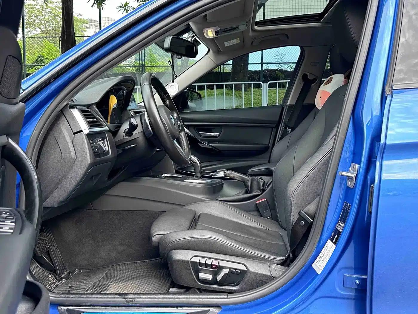 2018 BMW 3 Series 320Li Leading M Sport Package — миниатюра 5