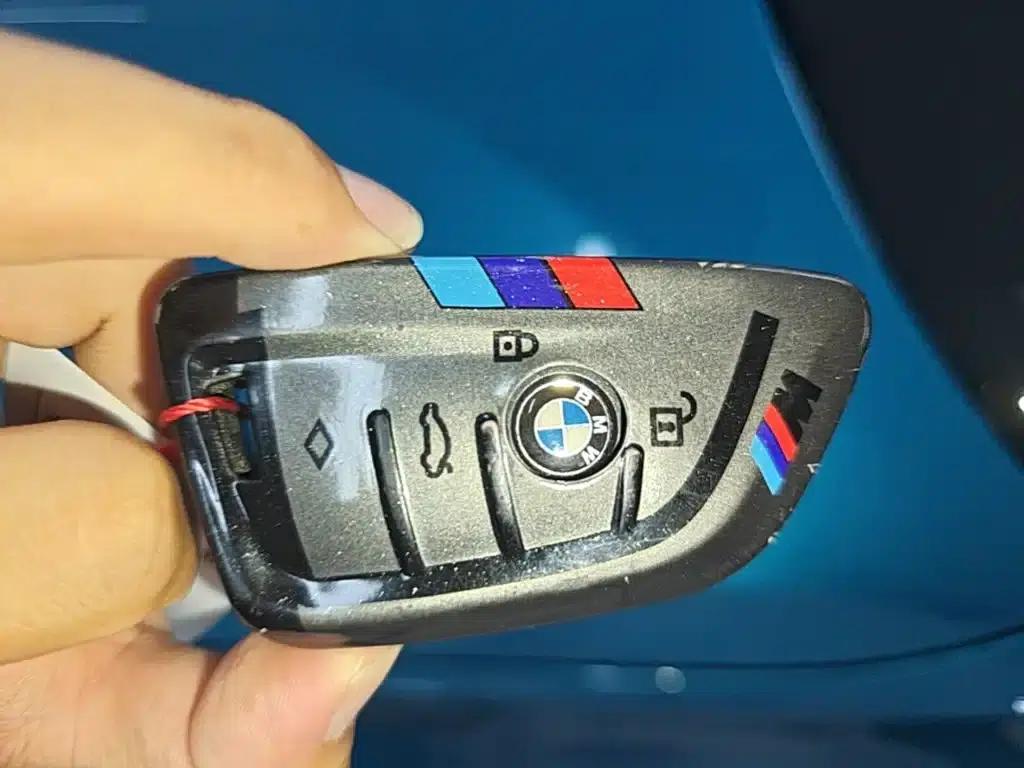 2024 BMW 3 Series 325i M Sport Shadow Edition — миниатюра 9