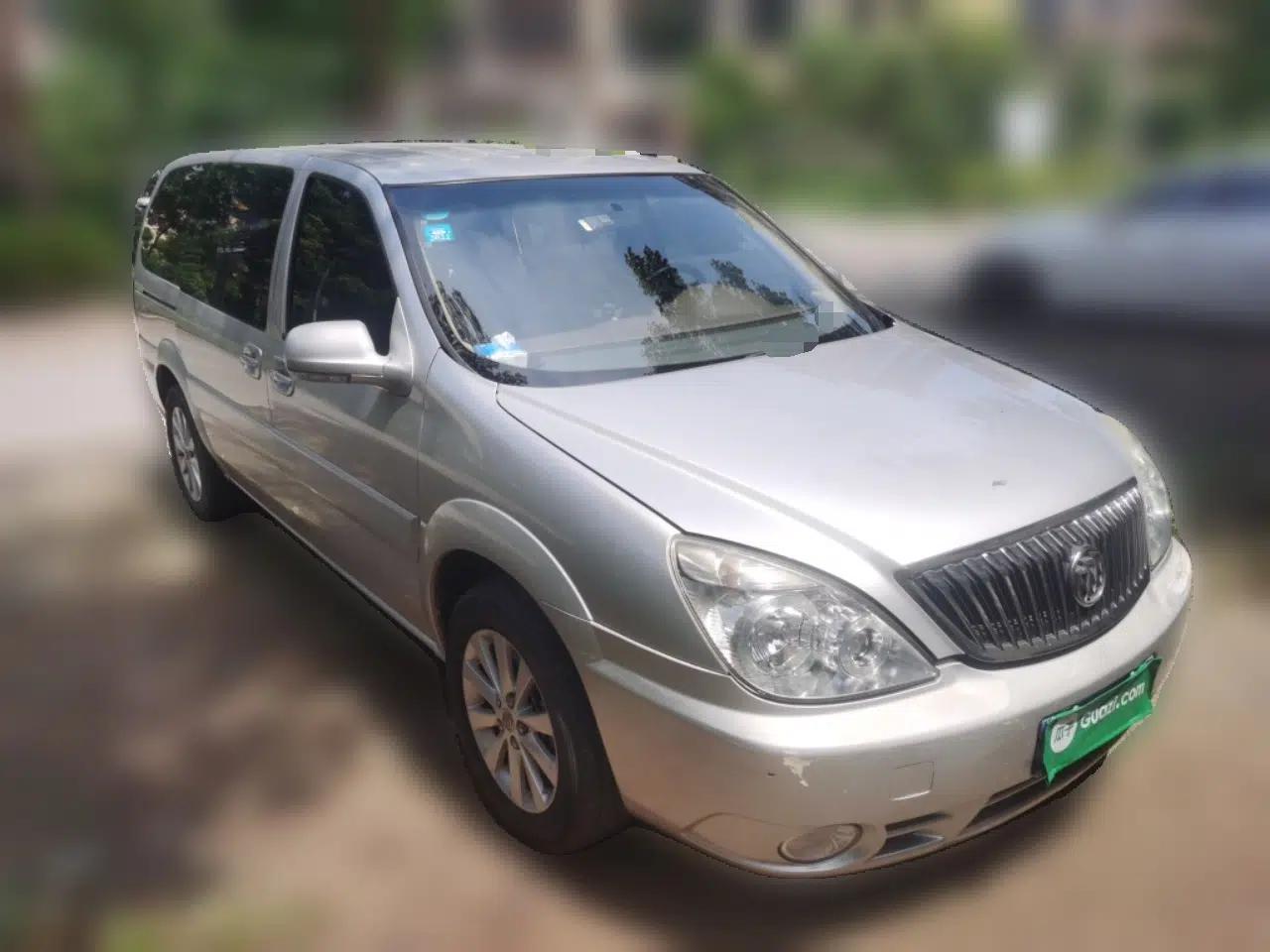 Buick GL8 2014 2.4L Classic Edition — миниатюра 3
