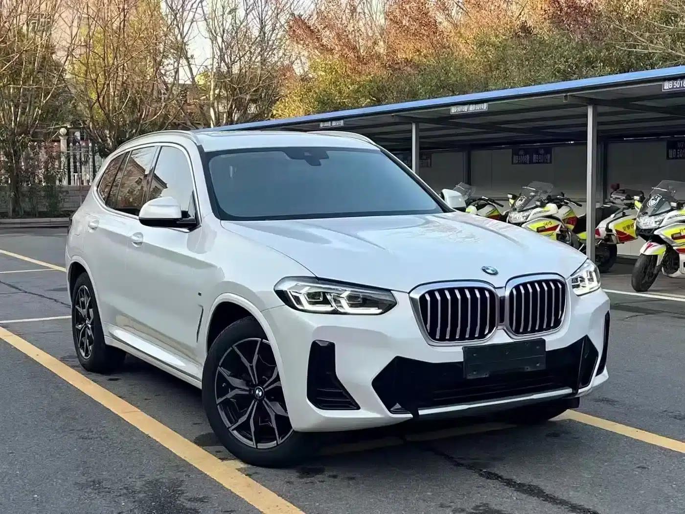 2022 BMW X3 xDrive25i M Sport Package — миниатюра 3