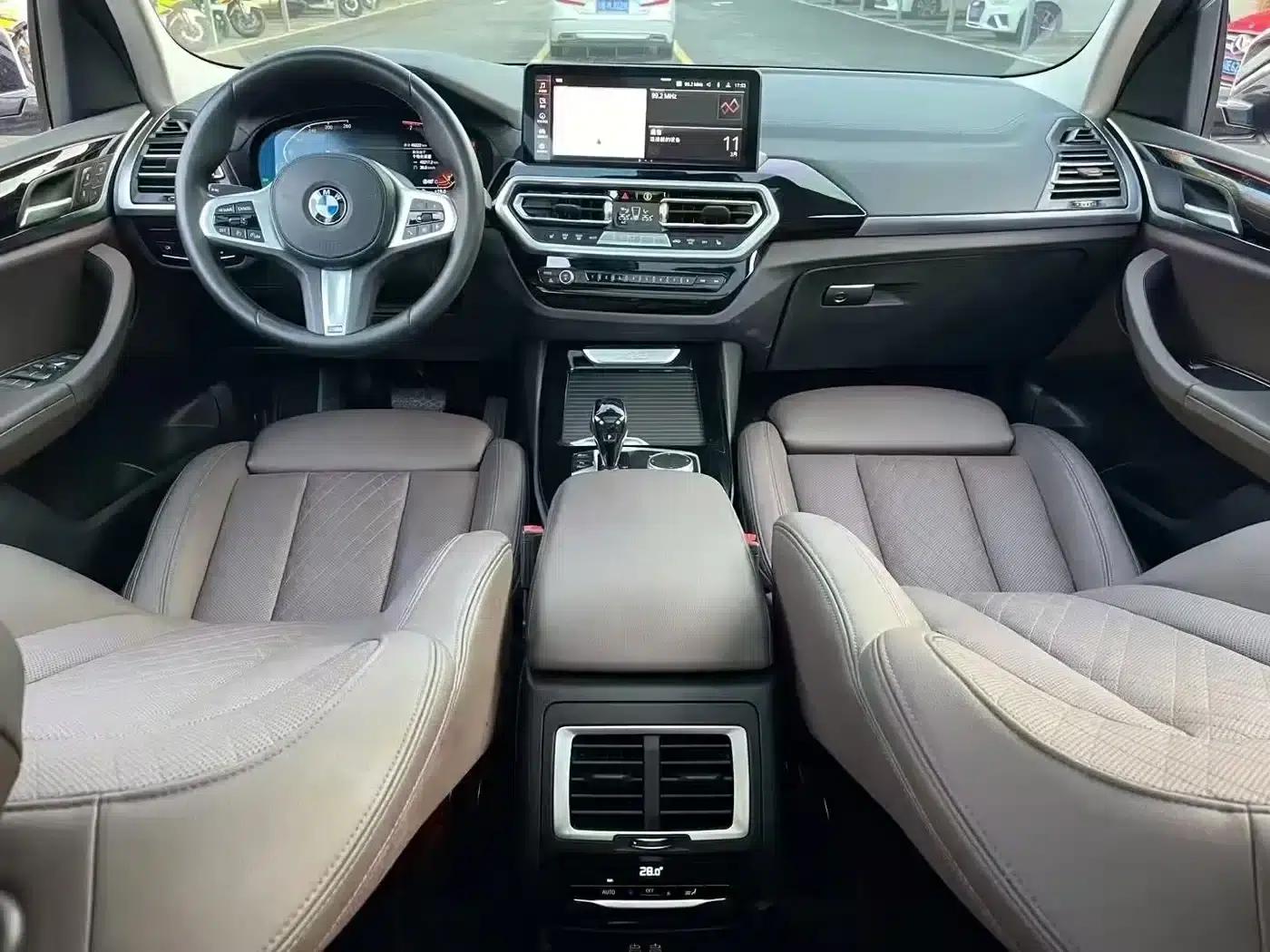 2022 BMW X3 xDrive25i M Sport Package — миниатюра 4